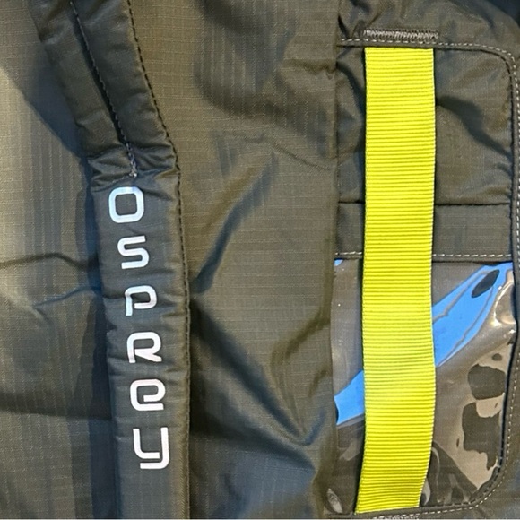 Osprey Airport Bag - Medium - Picture 5 of 6